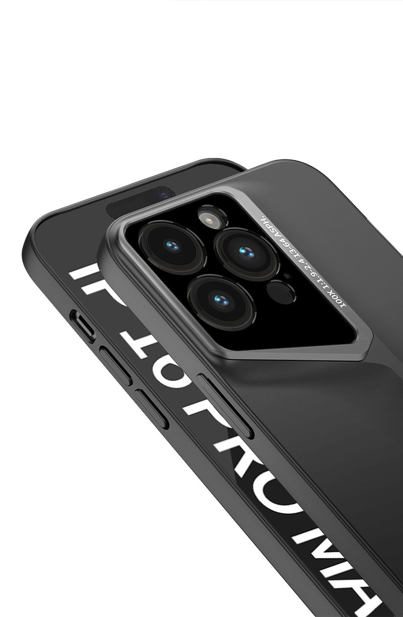 iPhone 16 Series : Luxury Sports Case