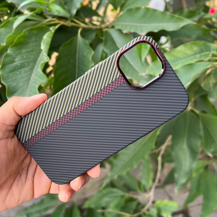 iPhone 15 Series: Real Aramid Carbon Fiber Three Color Case