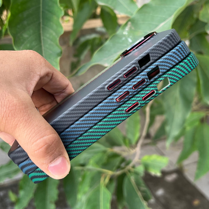 iPhone 15 Series: Real Aramid Carbon Fiber Three Color Case