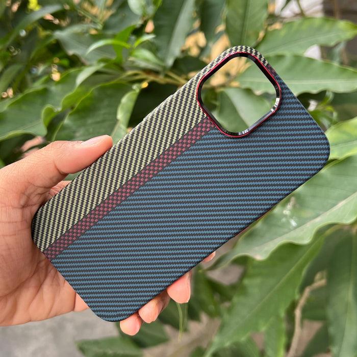 iPhone 15 Series: Real Aramid Carbon Fiber Three Color Case